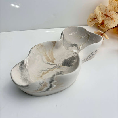 Handcrafted Concrete Wavy-Edged Oblong Tray/Bowl